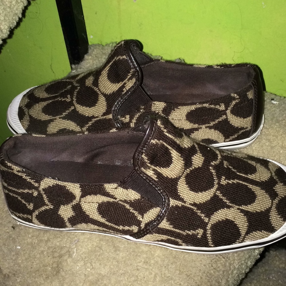 Coach Kamron size 6.5 brown slip on loafers woven uppers